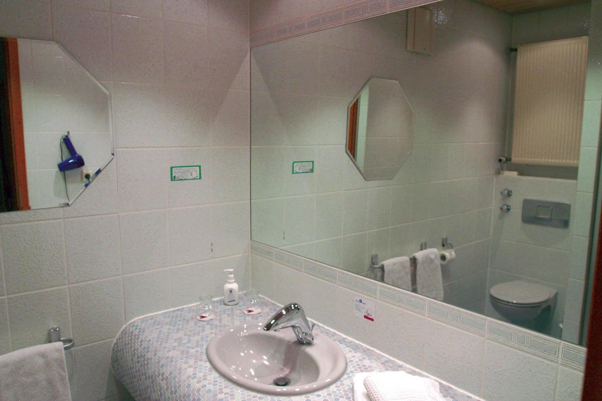 Hotel & Brauereigasthof Drei Kronen Memmelsdorf Extérieur photo