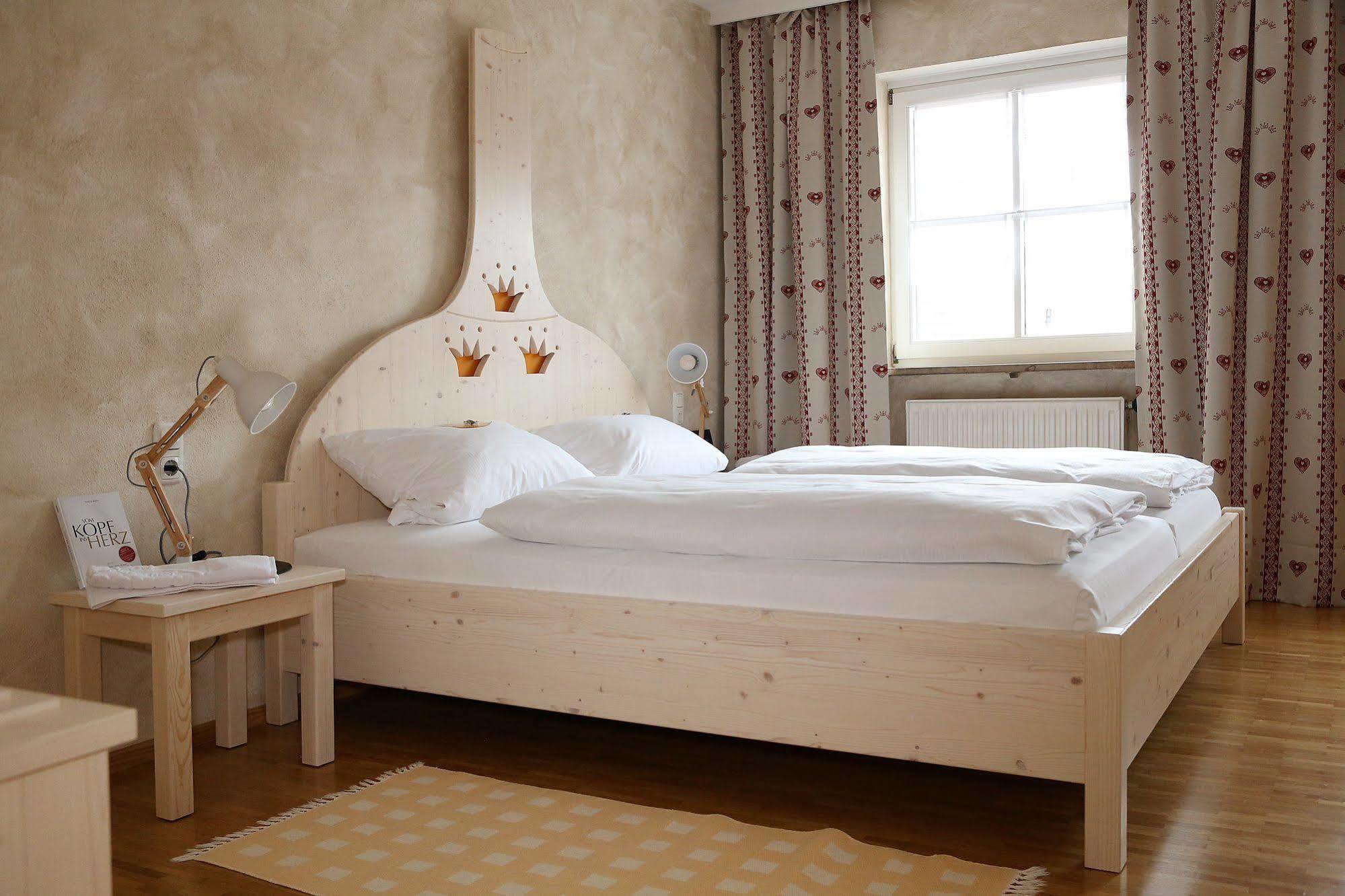 Hotel & Brauereigasthof Drei Kronen Memmelsdorf Extérieur photo